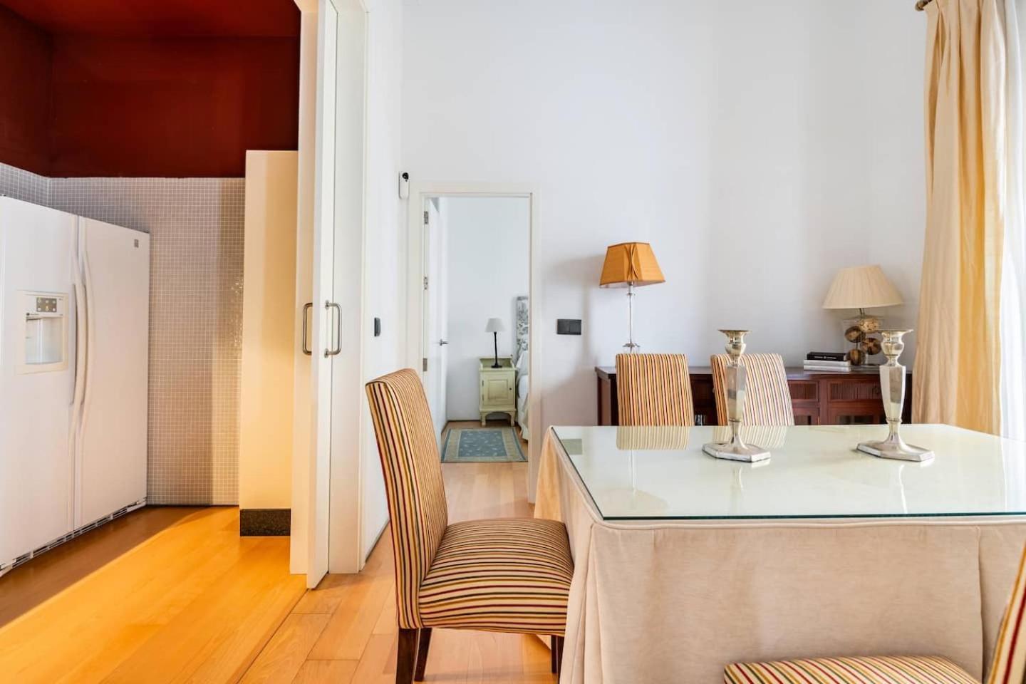 Komodo Sierpes: Bright & Classy Central Apartment Sevilla Exterior foto