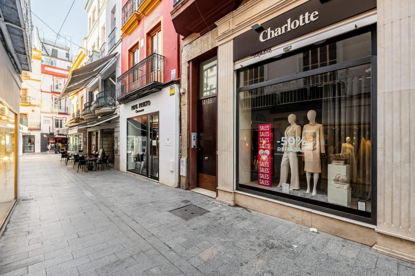 Komodo Sierpes: Bright & Classy Central Apartment Sevilla Exterior foto